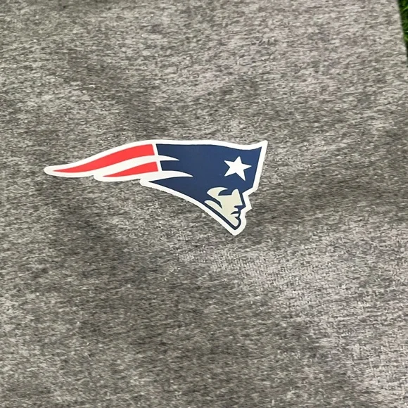 Under Armour NFL New England Patriots Women's HeatGear Ankle Leggings SZ. S - Picture 8 of 15